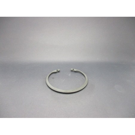 Circlips Intérieur Acier Brut 64mm