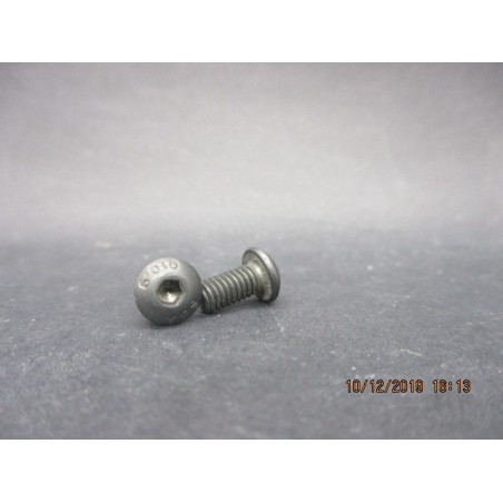 Vis BHC Brut 10.9 4x8