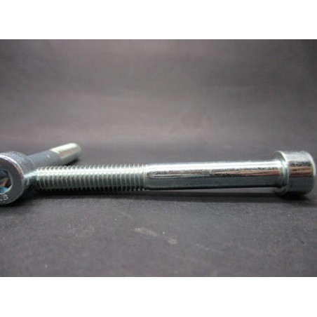 Vis CHC Din 912 Classe 8.8 Acier Zingué 8x70