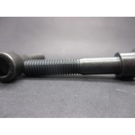 Vis CHC Din 912 Classe 8.8 Acier Brut 12x65 