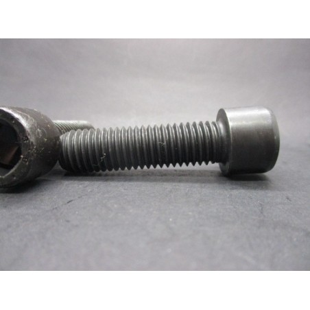 Vis CHC Din 912 Classe 8.8 Acier Brut 14x50